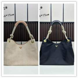 Picture of Prada Handbags _SKUfw197906920fw